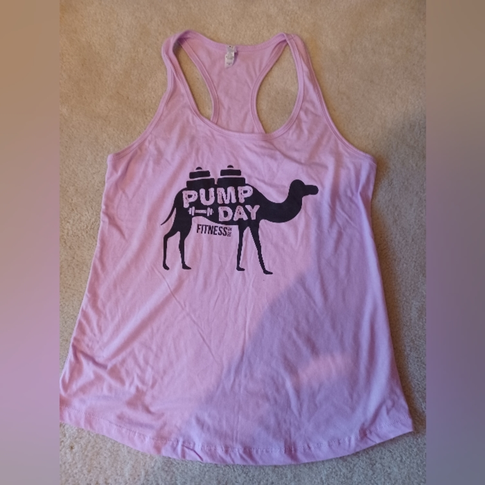 Ladies HUMP DAY-PUMP DAY Racerback Workout Tank Top  PUMP DAY XL